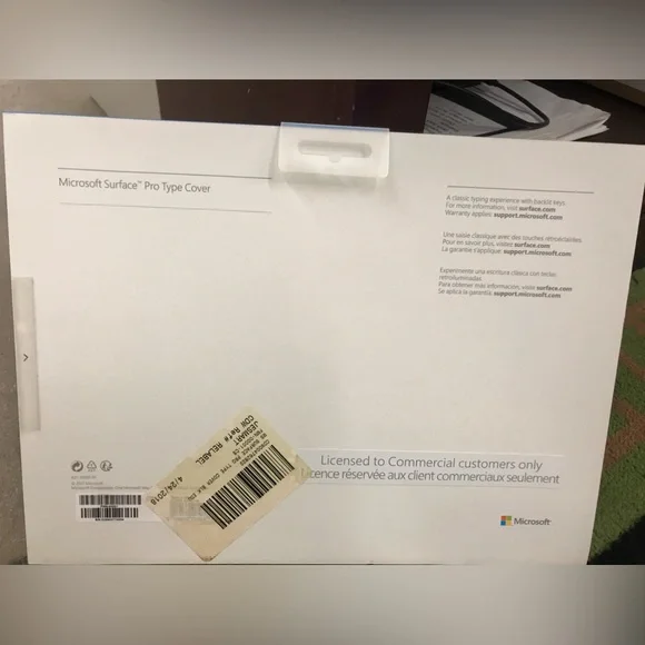 Microsoft Surface Pro Type Cover Model 1725 - Picture 2 of 2